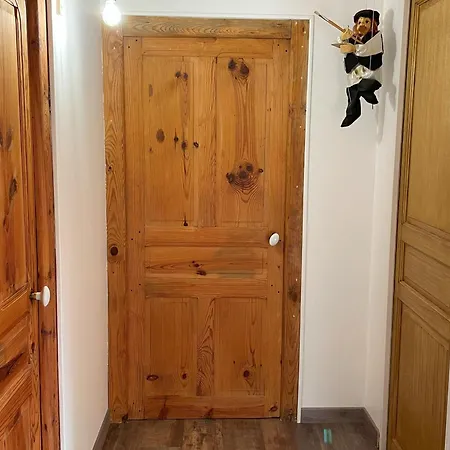 Ancienne Ferme Renovee Avec Jardin Prive, Poele A Bois Et Terrasse - Fr-1-582-44 *