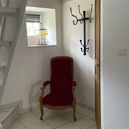 Ancienne Ferme Renovee Avec Jardin Prive, Poele A Bois Et Terrasse - Fr-1-582-44 *