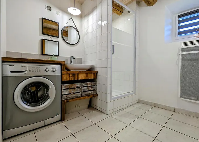 Saint-préjet-d'allier, 4 Pièces, 6 Personnes - Fr-1-582-44 Saint-Prejet-d'Allier