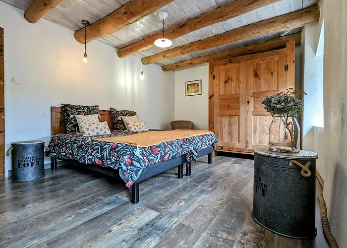 Casa vacanze Saint-préjet-d'allier, 4 Pièces, 6 Personnes - Fr-1-582-44